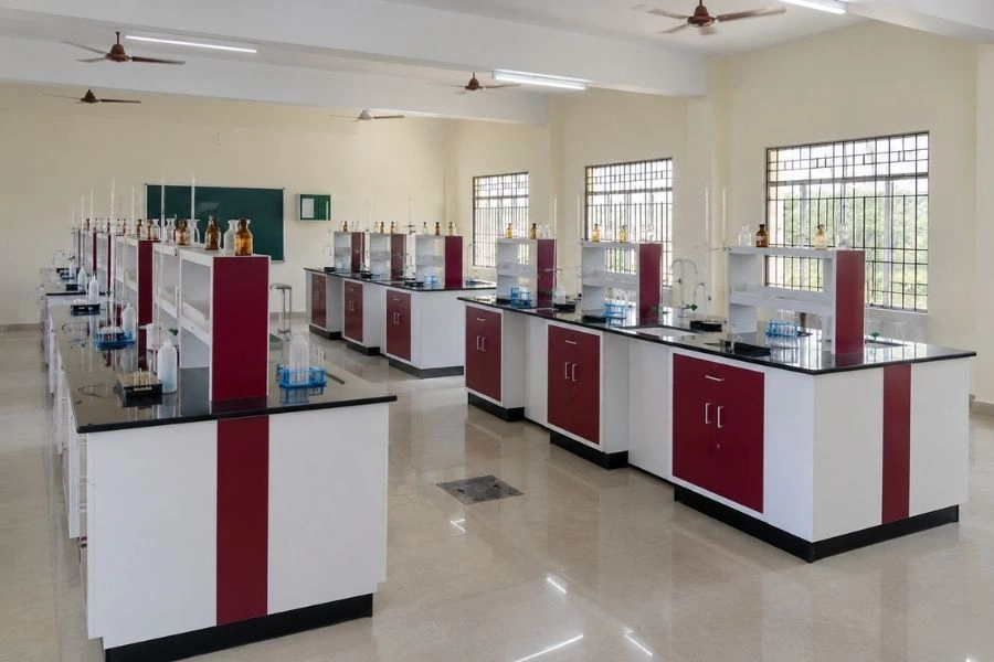 Complete Biological Laboratory Setup